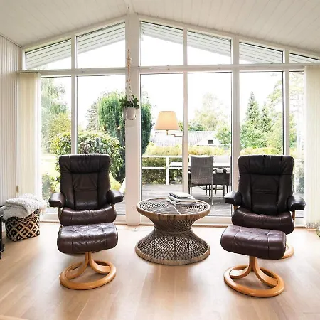 Three-bedroom In Svendborg 2 * Vemmenaes