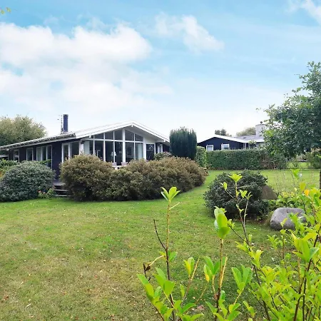 Three-bedroom In Svendborg 2 بيت للعطل *